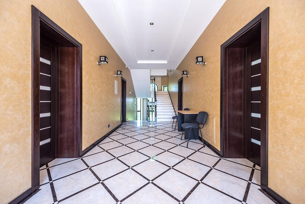Whippet House Hotel Kiev Ngoại thất bức ảnh