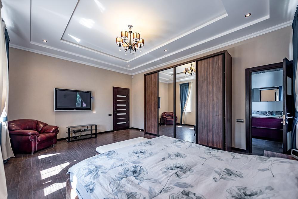 Whippet House Hotel Kiev Ngoại thất bức ảnh
